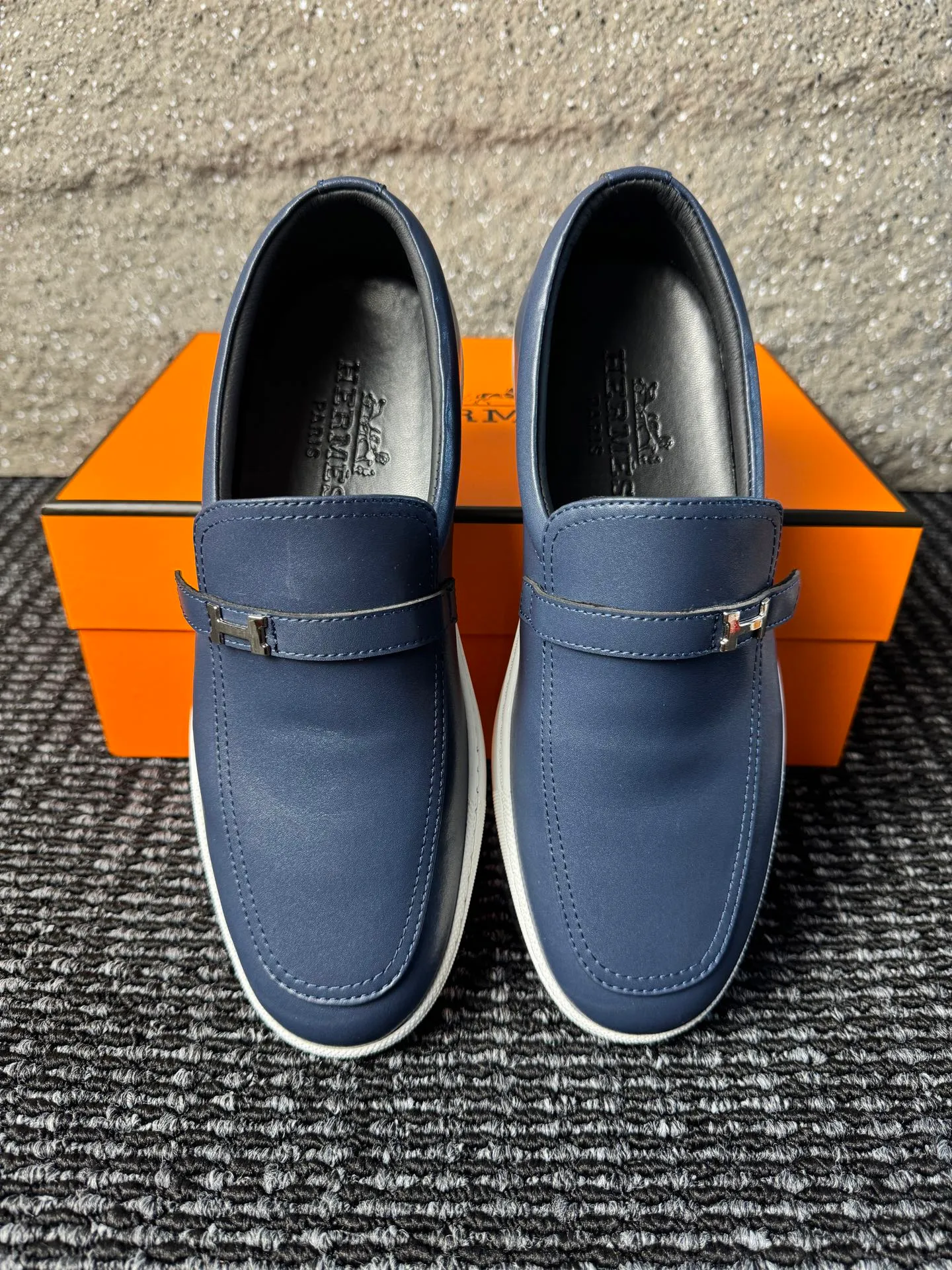 Men's men's shoes 💰440 [New style] 🪷🪷[HERMES] Hermès - High-end quality, the same style as the official website - Upper: 🔝 Nappa calfskin, with iconic H metal - Lining: water-dyed cowhide - Outsole: ultra-light TPU molded outsole - Ultra-high quality control·Fine workmanship: highlighted (high-end·luxury·grade) -Size: 38-44 (45 can be customized)·
